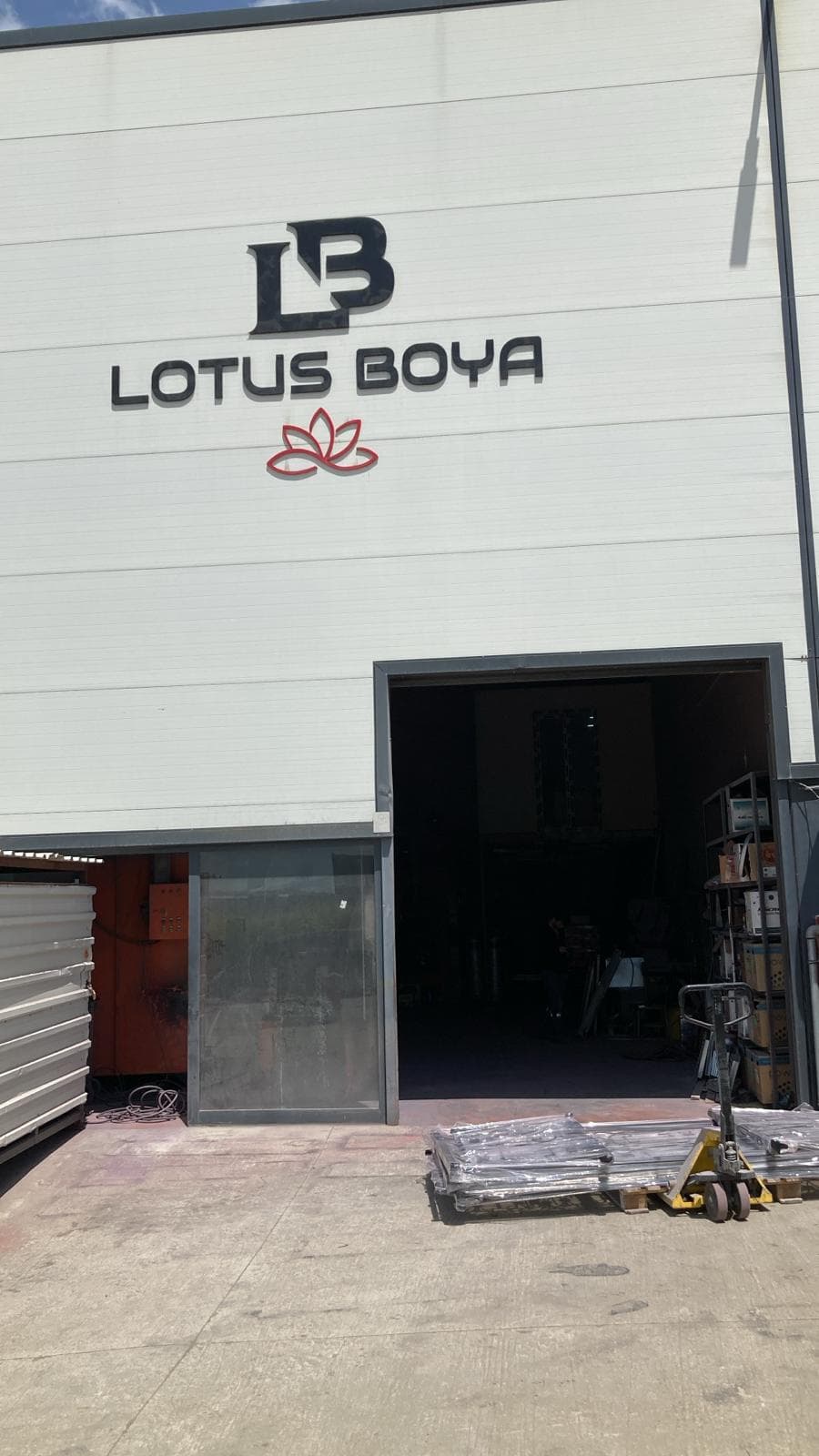 Elektrostatik toz boya uygulaması